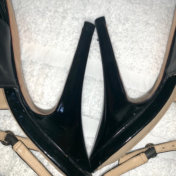 BCBG MaxAzria Black Pump - Picture 3 of 7